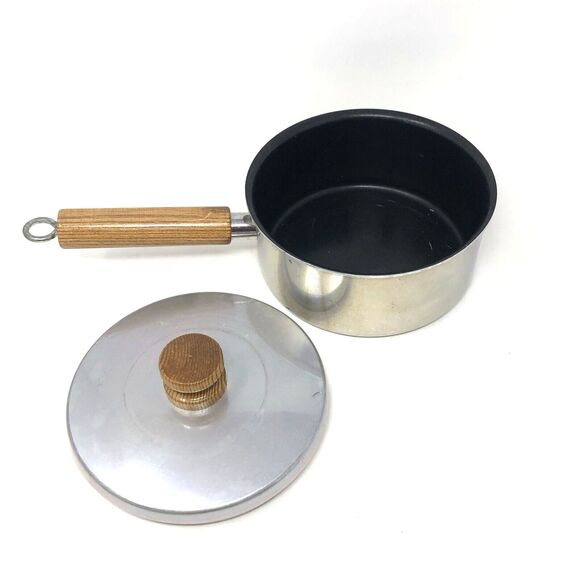 Mirro 2 Qt & 1 Qt Sauce Pan Vintage USA Non-Stick Aluminum Wooden Handle w/ Lids - Picture 3 of 16
